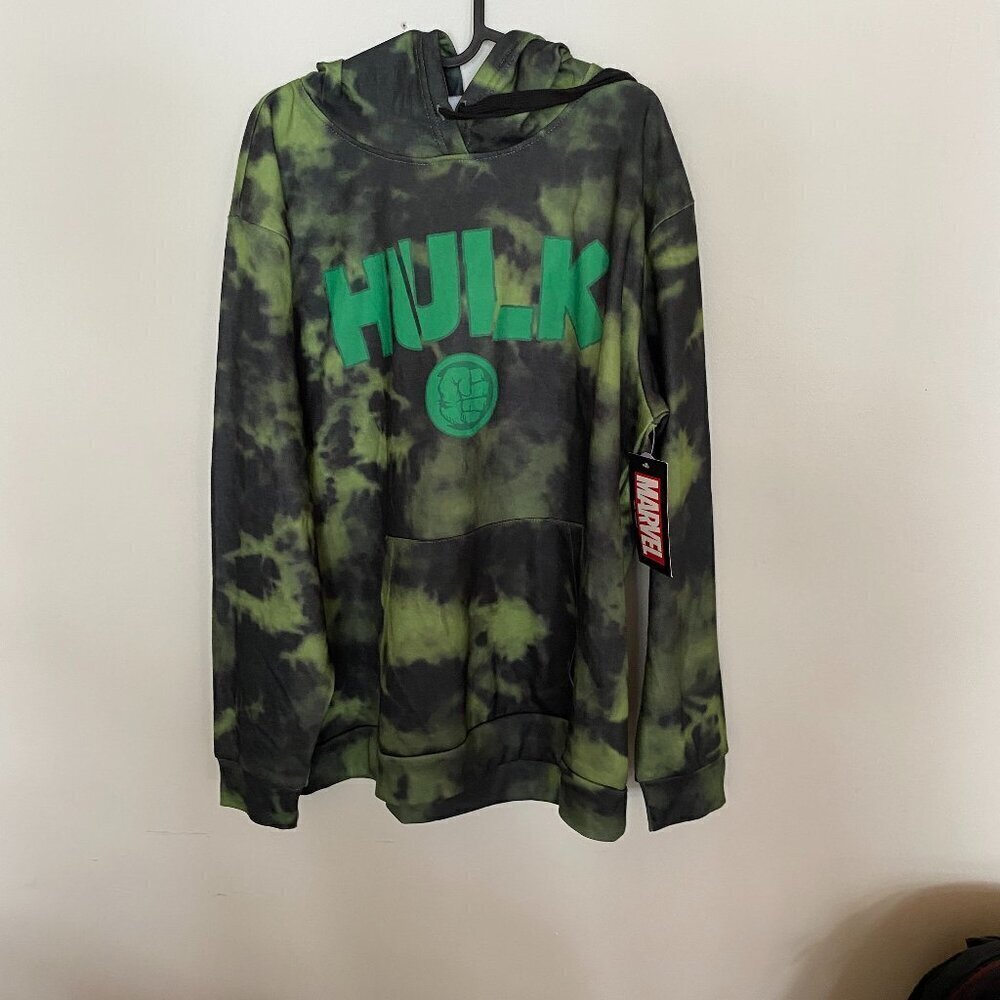 Marvel The Incredible Hulk Pull Over Sweatshirt Size Large - NWT